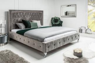 Casa Padrino Chesterfield Samt Doppelbett Silbergrau / Silber 190 x 215 x H. 130 cm - Massivholz Bett mit Kopfteil - Chesterfield Schlafzimmer Möbel