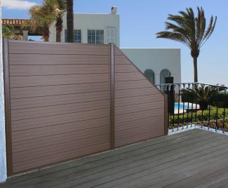 WPC-Sichtschutz Sarthe, Windschutz Zaun, Alu-Pfosten ~ 2er Set schräg, 2,82m braun