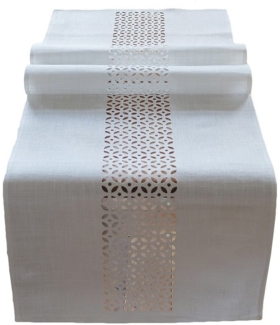 matches21 HOME & HOBBY Tischdecke Tischläufer Durchbrochene Ornamente wollweiß 40x140 cm (1-tlg)