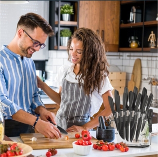 D.Perlla Messer-Set 16-teiliges Küchenmesserset aus Edelstahl, mit Messerblock (Set, 16-tlg), hoher Kohlenstoffgehalt, weiche Griff