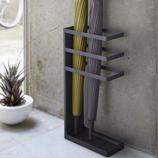 Yamazaki Schirmständer "Layer" Design Regenschirmständer 10 x 44 x 23 cm, Schirmhalter, schmal, für Regenschirme, aus Metall, schwarz