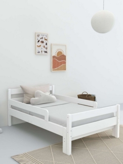 OTTO home Kinderbett Wenke, ausziehbar von 140 bis 200 cm, FSC® (90cm Breite, 140-200cm Liegefläche), massive Kiefer, mit Lattenrost, zeitlose Optik, Rausfallschutz