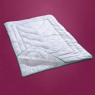 BettwarenShop Faserdecke cool touch 4-Jahreszeiten, Füllung: 100% Hohlfaser|240x220 cm