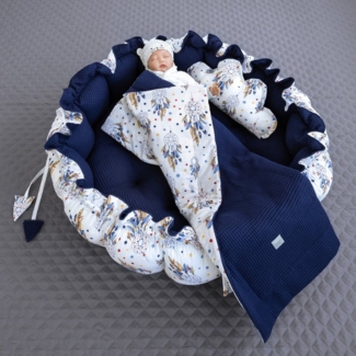 Loolay Bettnestchen Zweiseitig ENGELSNEST XXL Premium WAFFELPIQUE + Decke + Kissen, (Waffepique DUNKELBLAU/ Traumfänger ECRU Ausstattung SET, 3-tlg, Babynestchen Waffel Baumwolle BABYNEST Krabbeldecke Reisebett), Babynestchen Waffel Baumwolle BABYNEST ...