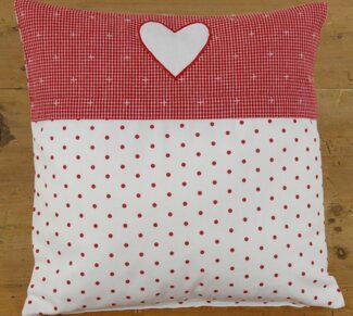 matches21 HOME & HOBBY Kissenbezüge Kissen-Bezug 40x40 cm Ric-Rac Herz rot weiß Baumwolle, (1 Stück), Wohnzimmer Kissen-Hülle als Deko-Kissen Zier-Kissen Sofa-Kissen