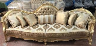 Casa Padrino Luxus Barock Sofa Gold 300x90 x H. 119 cm - Prunkvolles Wohnzimmer Sofa mit elegantem Muster