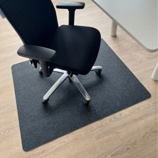Kubus Bodenschutzmatte Barbarian, Bürostuhl Unterlage aus Polyester, Schutzmatte für Laminat, Hartböden, Parkett