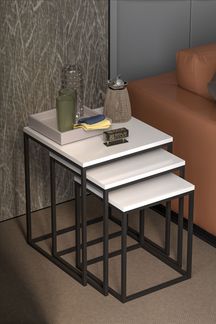 Satztische, 3-teilig 45 x 45 cm Spanplatte Weiß 89321535 [en. casa]
