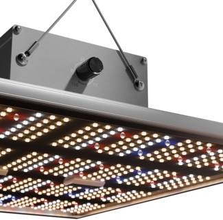 LED Grow Lampe 240 W, für 48x47,7x70 cm / 3 Pflanzen