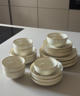 Zoha Geschirr-Set Ria 24 - teiliges Tellerset spülmaschinengeeignet in Beige (24-tlg), 6 Personen, Porzellan, Spülmaschinen, Mikrowellen geeignet