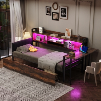 Merax Einzelbett, Daybett, Eisen Sofabett 90 x 200 cm, mit LED-Beleuchtung und Stauraum, mit Schubladen und multifunktionaler Steckdose, ausklappbarem Schreibtisch, Retro Braun