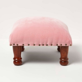 Homescapes Fußhocker Samthocker Mable – rosa mit Holzbeinen, 40 x 40 x 25 cm