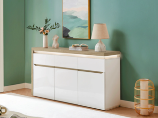 Vente-unique - Sideboard mit 3 Türen & 3 Schubladen - Mit LED-Beleuchtung - MDF - Weiß lackiert & Holzfarben - VADEMOSA