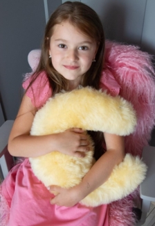 Lammfellkissen - MOND GELB