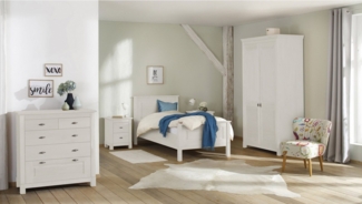 OTTO home Kleiderschrank Rauna, mit Lamellen und Kassetten, klassischer Landhausstil, rustikal (2 Breiten: 113/159 cm H/T ca. 195/60 cm) massive Kiefer, Metallgriffe, mehrere Varianten, zeitloses Design