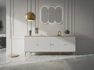 Vente-unique - Sideboard mit 4 Türen - MDF und Stahl - Weiß und Goldfarben - SINEAD von Pascal MORABITO