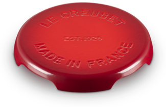 Le Creuset Untersetzer Signature aus Gusseisen Kirschrot - 22 cm