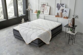 Yatas Bedding Kunstfaserbettdecke Allergiker-Decke, Bettdecke 135x200, 200x200 cm & weitere Größen, Füllung: Polyester, Bezug: Baumwolle, Sommer, Herbst, allergiker geeignet (Hausstauballergiker)