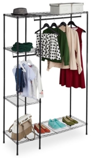 Offener Kleiderschrank