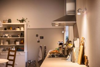 Philips LED classic Lampe 50W GU10 Warmweiß 355lm Silber 2er P