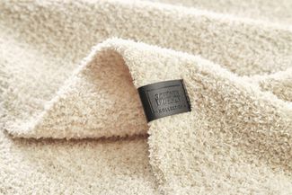 Wohndecke Vivid, SCHÖNER WOHNEN-Kollektion, aus kuschelweichem Polyesterstrick