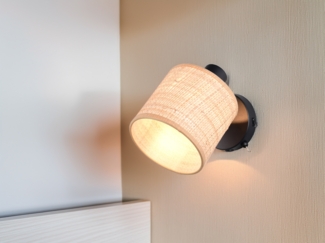 Wandstrahler AIMEE mit Schalter & Bast Lampenschirm, Breite 13cm