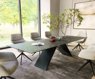 Esstisch Edge 300x100cm Keramik Laminam®Nero Greco Anthrazit V-Mittelfuß Schwarz