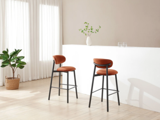 Vente-unique - Set aus 2 Hockern aus Samt & Metall – Terrakotta – LAKABI