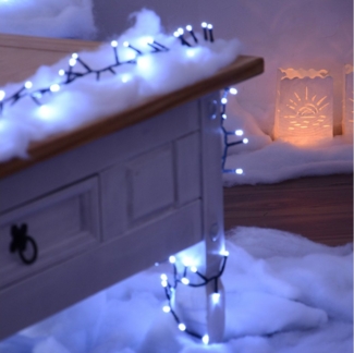 INtrenDU LED-Lichterkette Lichterkette 1200LED kaltweiß 24m, mit itegriertem Timer, Beleuchtungsprogrammen und Memoryfunktion