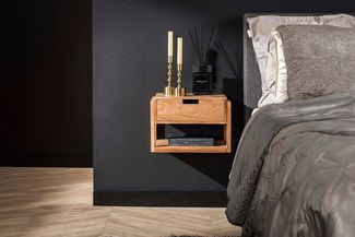 KAWOLA Nachttisch HOLYA hängend Akazie massiv natur 1 Schublade 27 x 25 x 39 cm