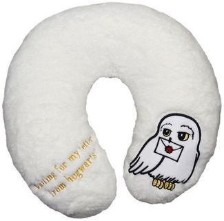 United Labels® Dekokissen Harry Potter Hedwig Reise Nackenkissen Reisekissen Nackenhörnchen