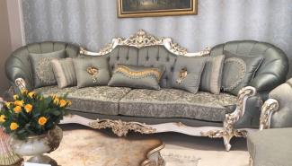 Casa Padrino Luxus Barock Sofa Grün / Weiß / Gold - Prunkvolles Wohnzimmer Sofa - Handgefertigte Barock Wohnzimmer Möbel - Edel & Prunkvoll