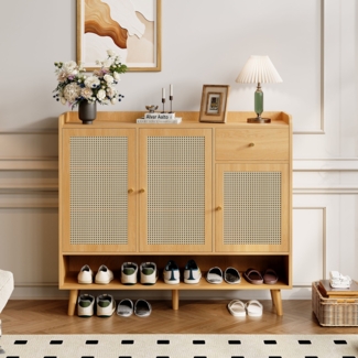 Schuhschrank, aus natürlichem Rattan, Schuhkommode Schuhregal mit 3 Türen und 1 Schublade und 5 Regalböden, für den Flur, Mit Holzgriffen und Massivholzbeinen, Rattan/Holz，120 x 106 x 35 cm