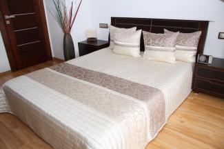 Rodnik Luxus Tagesdecke "Turin", Beige Hell, Bettueberwurf 3 tlg Set, mit 2 Kissenhuellen, 240x220cm