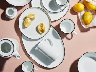 Broste Copenhagen Tasse SALT Tasse mit Untertasse L 0,15 l, Porzellan, Salt Tasse mit Untertasse