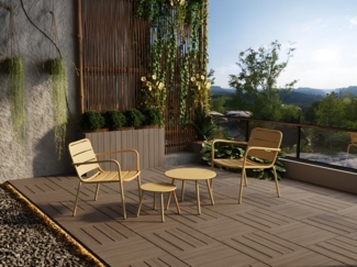 Vente-unique - Garten-Sitzgruppe: 2 niedrige, stapelbare Sessel + Beistelltische - Metall - Senfgelb - MIRMANDE von MYLIA