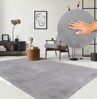 the carpet Relax kuscheliger Kurzflor Teppich, Anti-Rutsch Unterseite, Waschbar bis 30 Grad, Super Soft, Felloptik, Grau, 120x160 cm