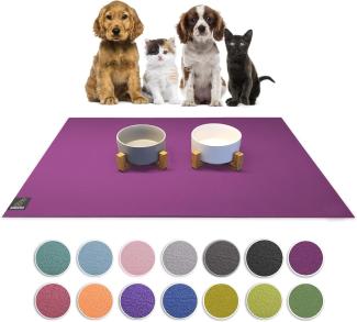 SanoZoo® - Napfunterlage, Öko-TEX - Made in Germany - rutschfeste Futtermatte für Hunde & Katzen, 30x40 cm Pflaume