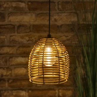 Spetebo Deckenleuchte LED Hängeleuchte in Rattan Optik für Außen und Innen - 18x16 cm, LED fest integriert, warm weiß, Garten Deko Beleuchtung warm weiß mit Timer