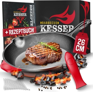 KESSER® Gusseisenpfanne | Gusseisen Bratpfanne Induktion | Cast Iron Pan für Gasgrill, Backofen, Kohlegrill | Steakpfanne voreingebrannt | Inkl. Schutzgriffe, Rezeptbuch und Ringreiniger Bratpfanne, 26 cm