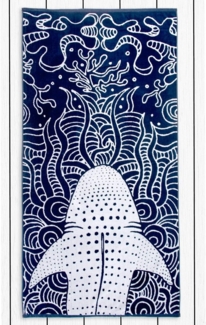 DecoKing Strandtuch groß 90x180 cm Baumwolle Frottee Velours Badetuch dunkelblau Marineblau blau weiß Haifisch Shark