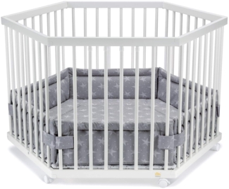 FabiMax Baby Laufgitter 6-eck Weiß lackiert, stufenlos höhenverstellbar, mit Schlupfsprossen, Laufstall aus massivem Buchenholz (Weiße Sterne)
