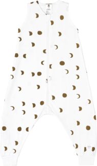 LÄSSIG Kinder Schlafoverall mit Beinen 0,5 TOG atmungsaktiv aus Jersey mit Tencel™ Lyocell/Sleeping Jumper Moon Milky, Größe 86/92