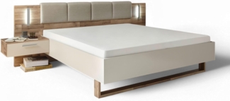 Stella Trading CADORE Doppelbett Bettanlage mit Nachtkommoden & Beleuchtung 180x200 cm - Schlafzimmer Komplett-Set in Champagner, Montana Oak Optik - 306 x 100 x 230 cm (B/H/T)