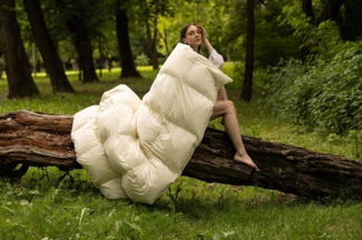 Vitaschlaf Daunenbettdecke Vitaschlaf® BIO-LUXE-KBA Bettdecken für Sommer Winter Ganzjahresdecke, Füllung: 100% Daunen, alle Wärmestufen, Bezug: 100% BIO-BAUMWOLLE, Bettdecke 135x200 cm, 155x220 cm und weitere Größen, Made in Germany