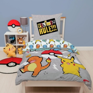 Flanell-Bettwäsche Pokemon Rock 135x200 80x80 cm in Grau mit Pikachu, Glumanda, Shiggy und Bisasam aus 100% Baumwolle