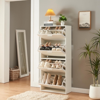 Schuhschrank Sykkylven 134 x 60 x 24 cm mit 4 Klappen Weiß [en. casa]