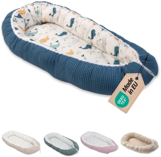 ULLENBOOM ® Bettnestchen Kuschelnest Baby 55x95 cm, kuscheliges Babynest, Made in EU, (1-tlg), Ideal für Neugeborene als Reisebett, Blau Wale
