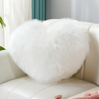 Herzkissen Doppelseitiger Flausch Superweiches Plüsch Dekokissen Love Zierkissen Herz Dekoratives Kissen für Wohnzimmer Sofa Kind Schlafzimmer Bett (Weiß,35x45 cm)