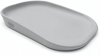 kindsgard Wickelauflage „Skifte“ – Weiche Wickelmatte aus PU mit erhöhtem Rand – Abwaschbar, Hygienisch, Schadstofffrei – 68,5x48 cm – Für Wickeltisch, Kommode, Waschmaschine oder Boden (Grau)